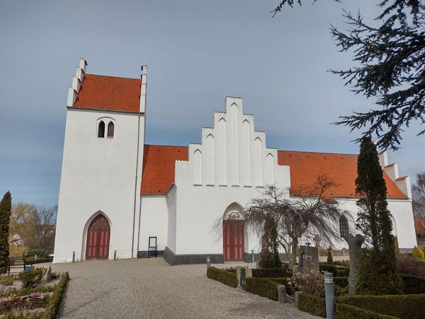 Vemmelev kirke foto Ernst Olsen