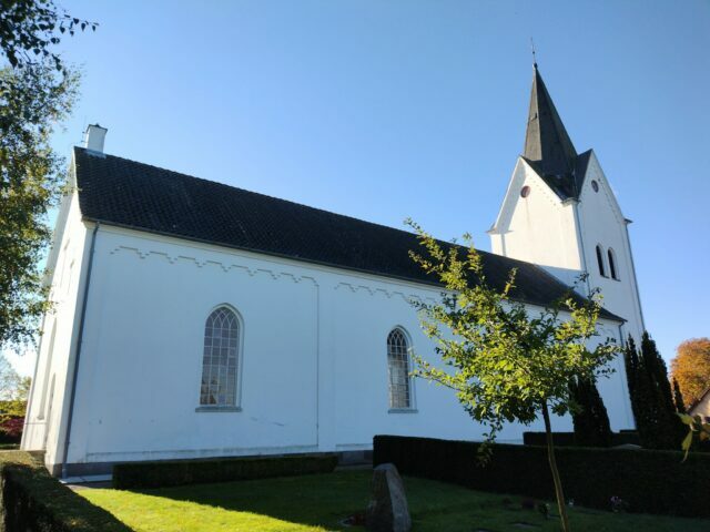Lunde Kirke foto Ernst Olsen