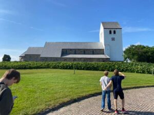 Danmarks største landsbykirke Vestervig-kirke-marianne-myssen