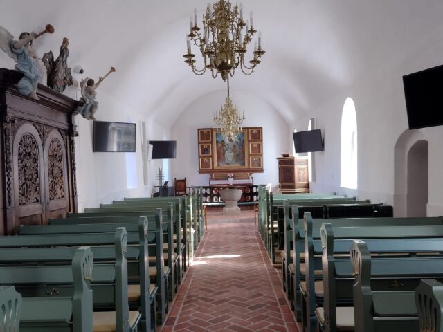 Højby kirke indvendig foto Ernst Olsen