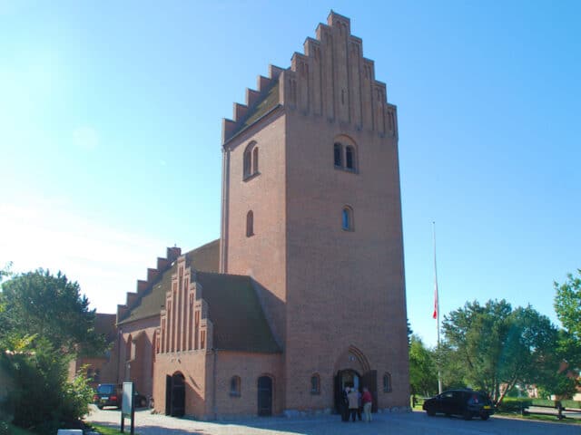 Jægersborg Kirke