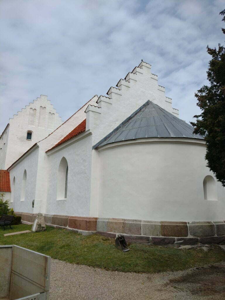 Sankt Jørgens Kirke - Landet - foto Ernst Olsen