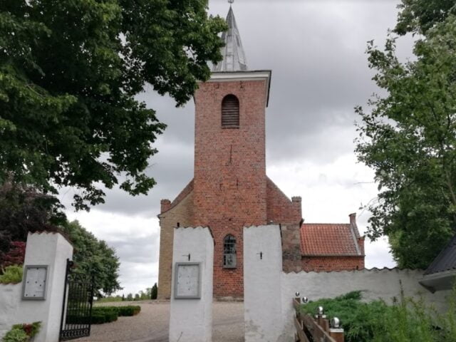 Tjæreby Kirke - Hillerød